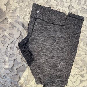 Lululemon, Textured, Grey Leggings, Size 6